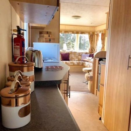 Caravan 50. Nairn Lochloy Holiday Park エクステリア 写真