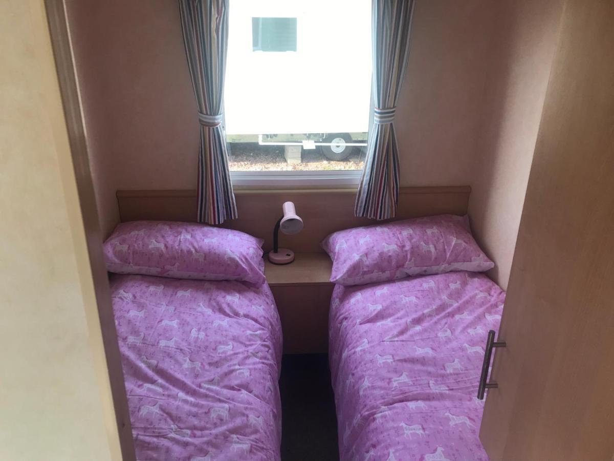 Caravan 50. Nairn Lochloy Holiday Park エクステリア 写真