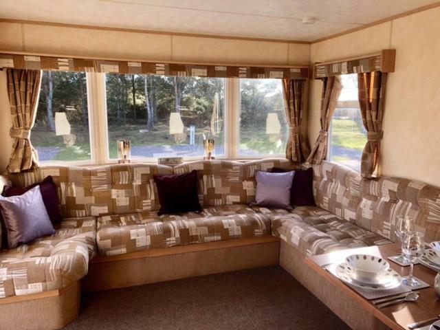 Caravan 50. Nairn Lochloy Holiday Park エクステリア 写真
